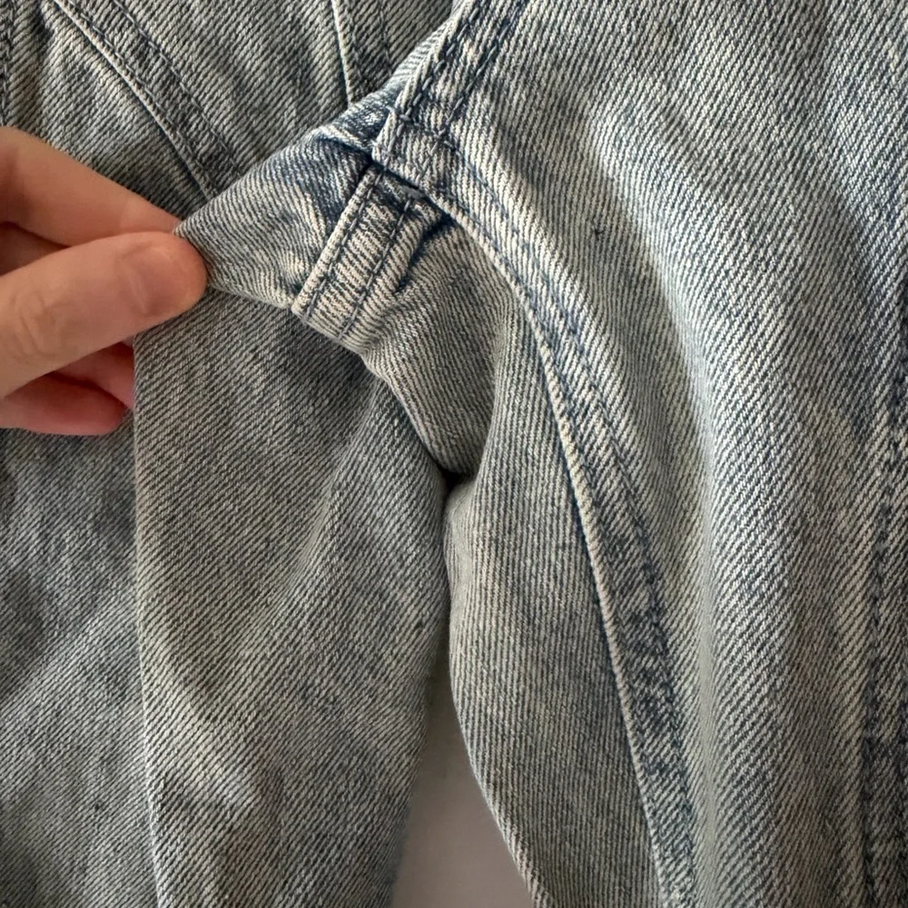 NWT White Fox Did You Miss Me Mid Rise Straight Leg Denim Size Medium Acid Wash - Picture 6 of 16